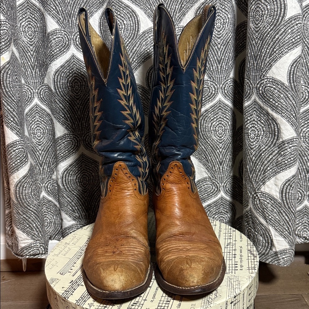 Hondo Crazy Horse Distressed Embroidered Navy/ Brown Leather Western Boots SZ9 - Picture 2 of 14
